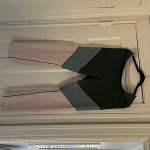 Outdoor Voices Tri Color 3/4 length leggings XL